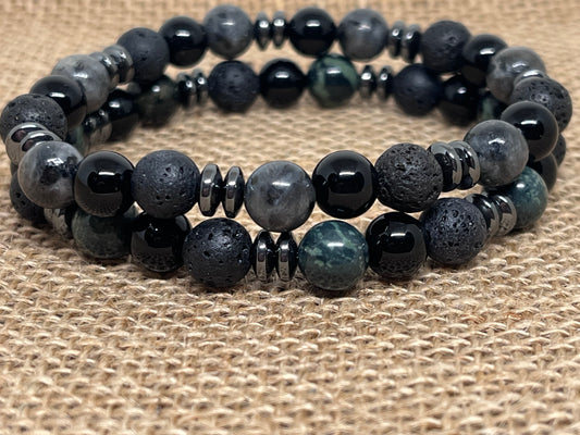 Armbånd To stk grønn og grå med sort