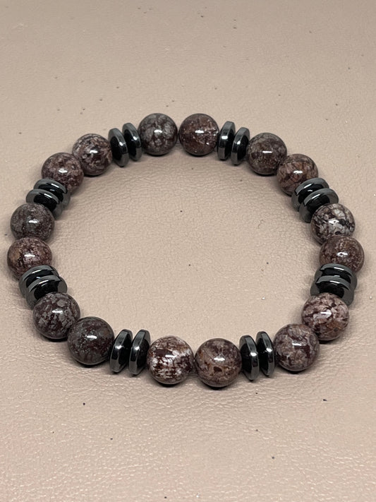 Brun obsidian og sort hematitt