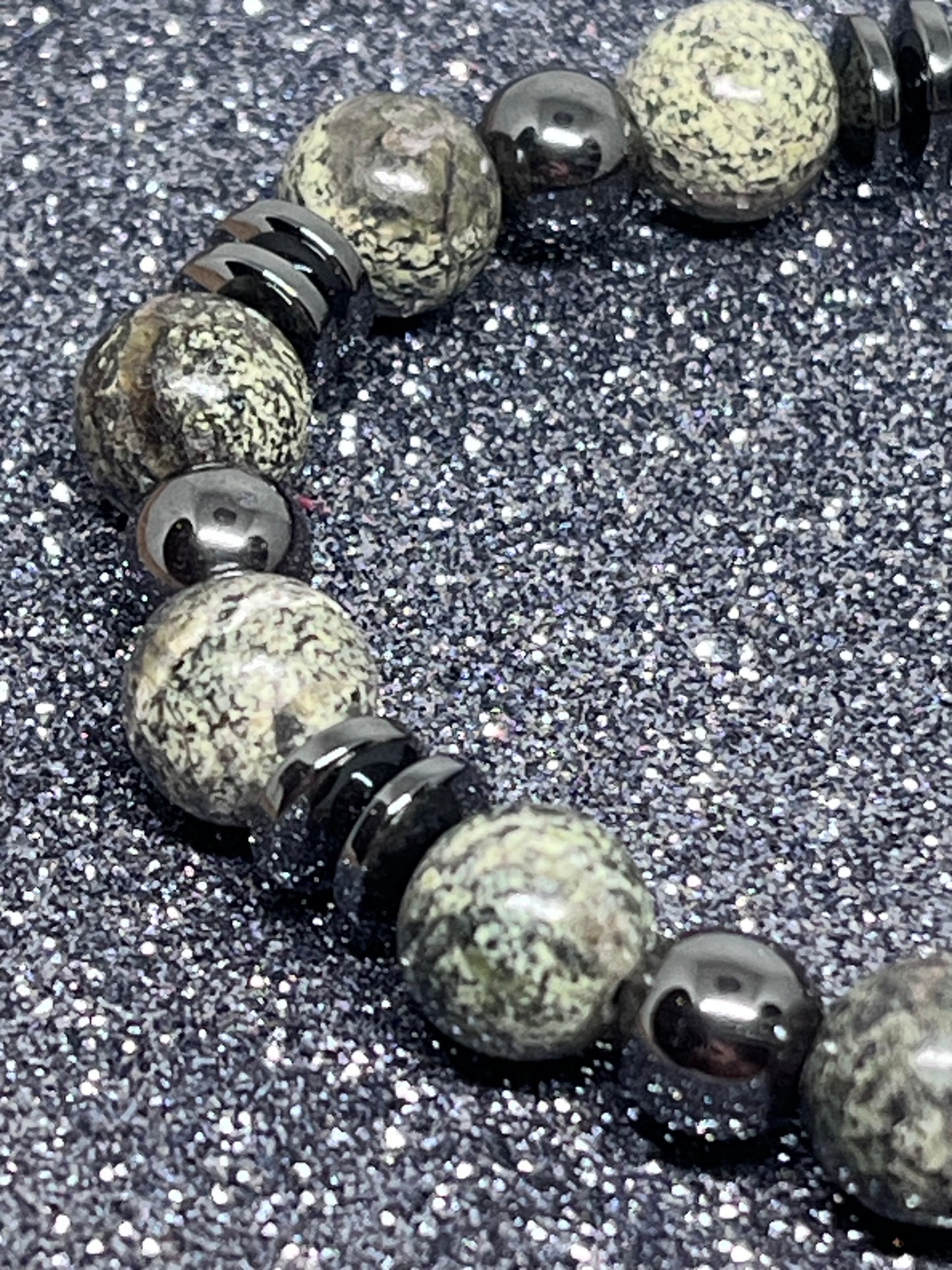 Store grønne jasperperler