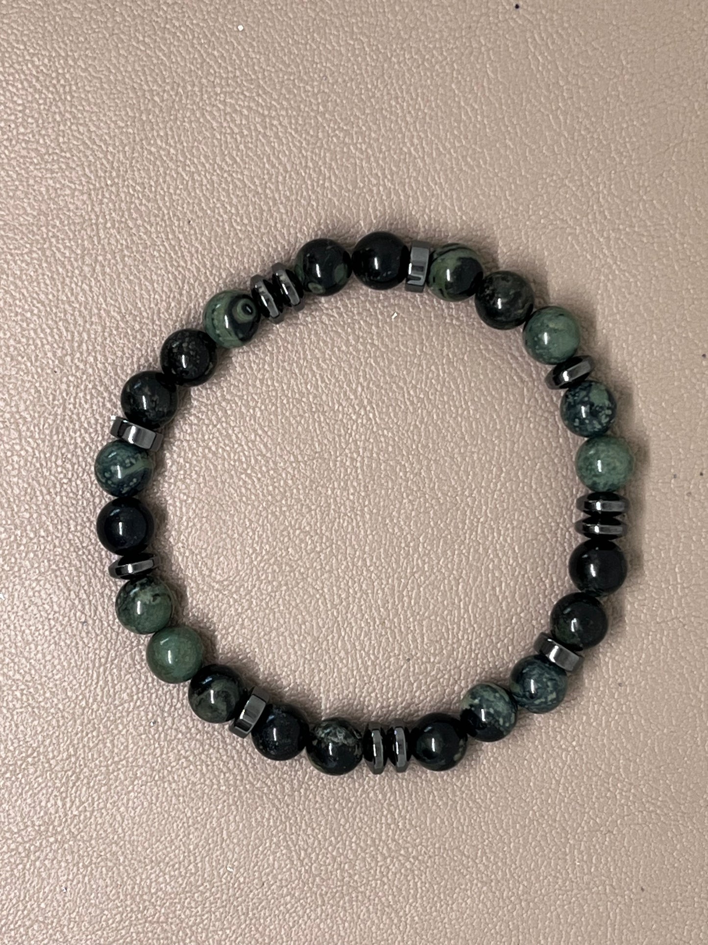 Grønne små rhyolittperler