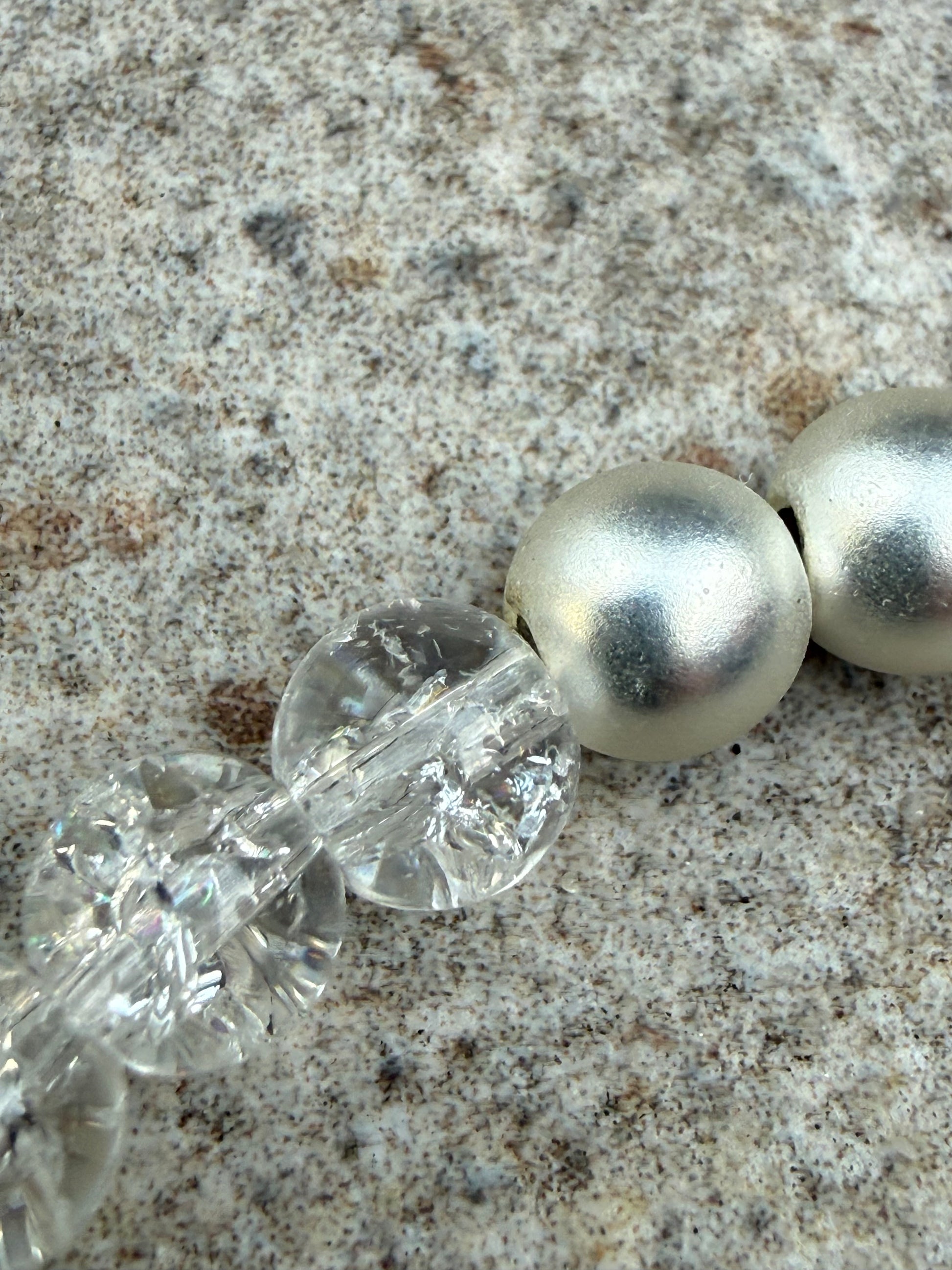 Armbånd sølv hematitt og krakelert kvarts - inluma