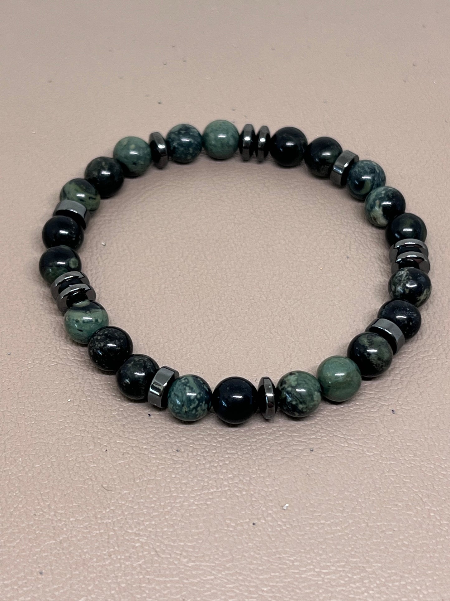 Grønne små rhyolittperler