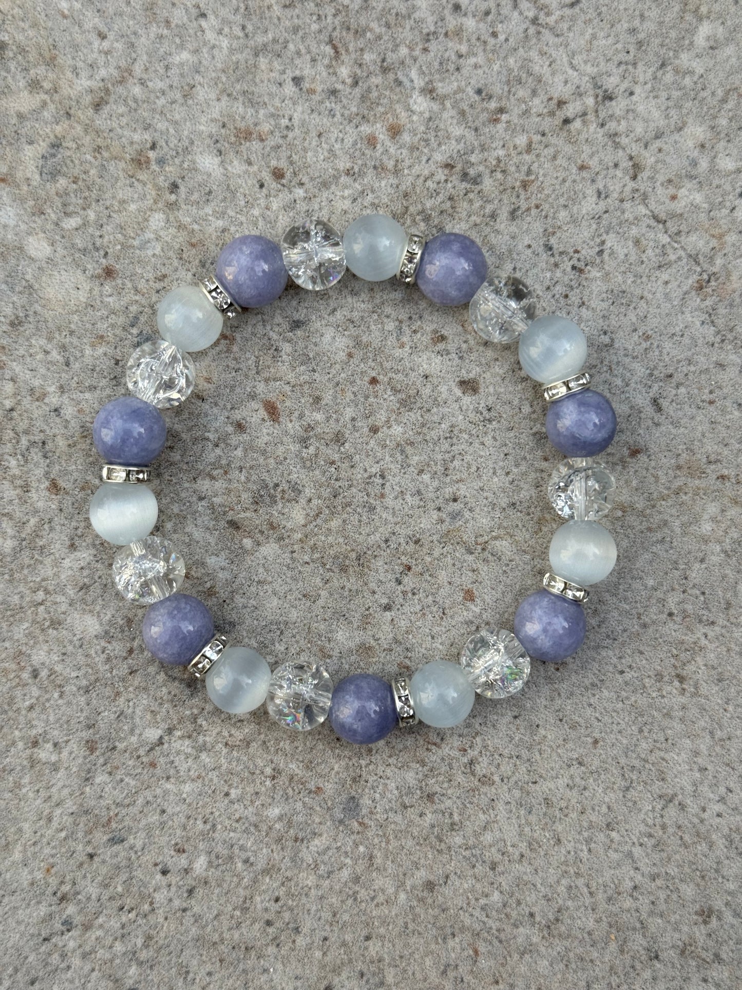 Armbånd blålilla angelitt, hvite katteøyne - inluma