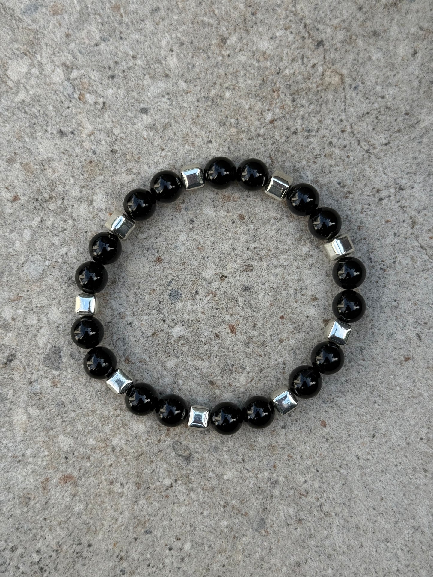 Sort onyx og sølv hematitt - inluma