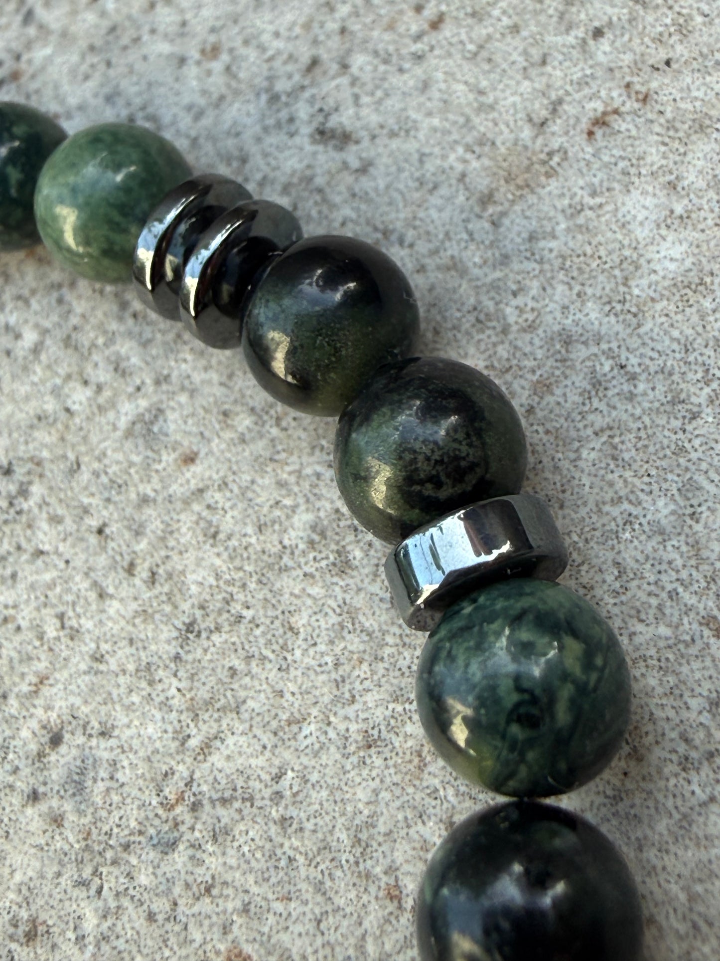 Grønne små rhyolittperler - inluma