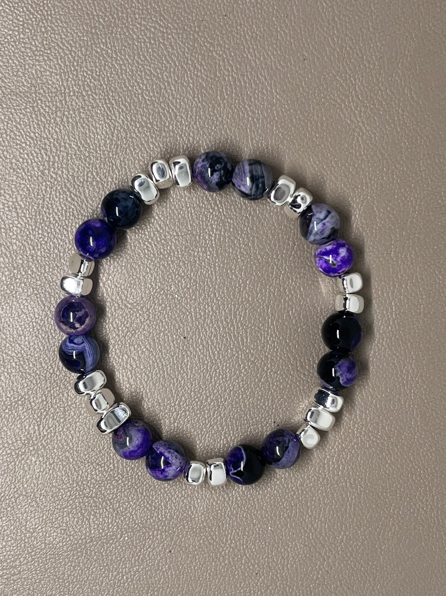 Armbånd Lilla flammeagat og sølv hematitt