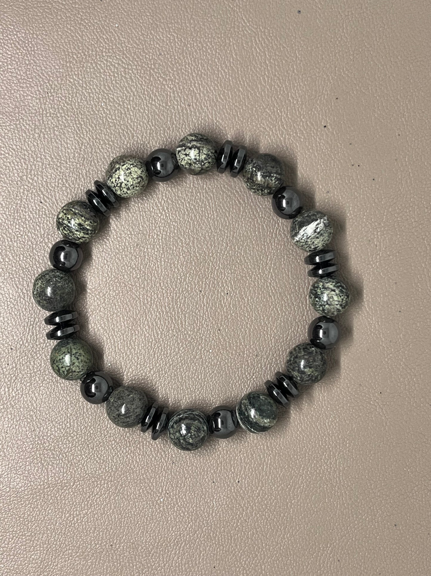 Store grønne jasperperler