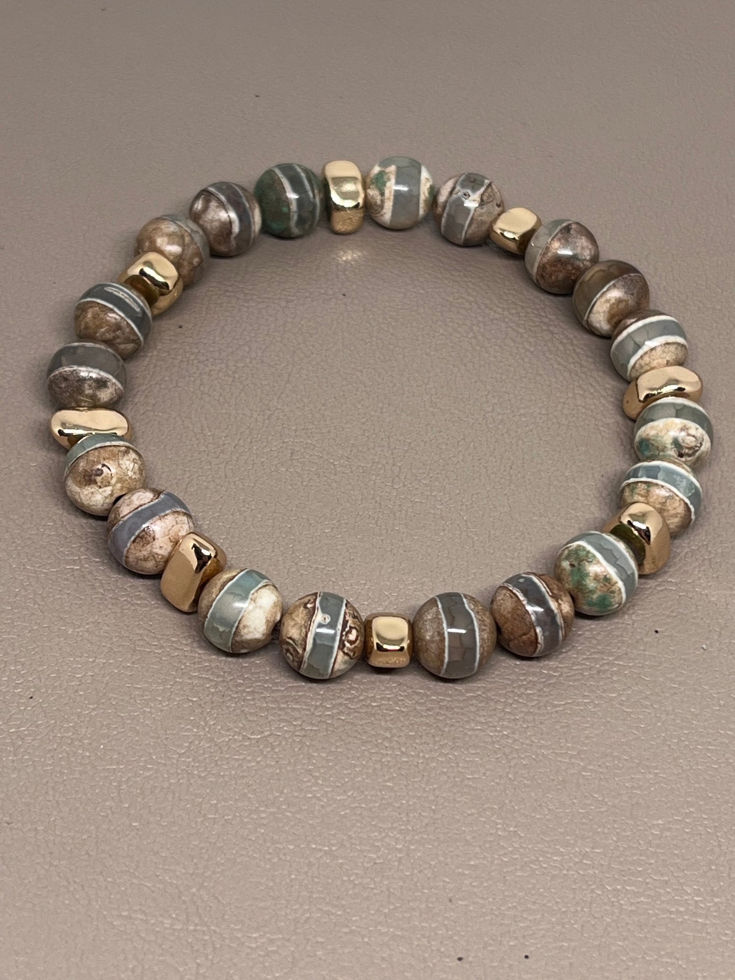 Armbånd Tibetansk DZI og gull