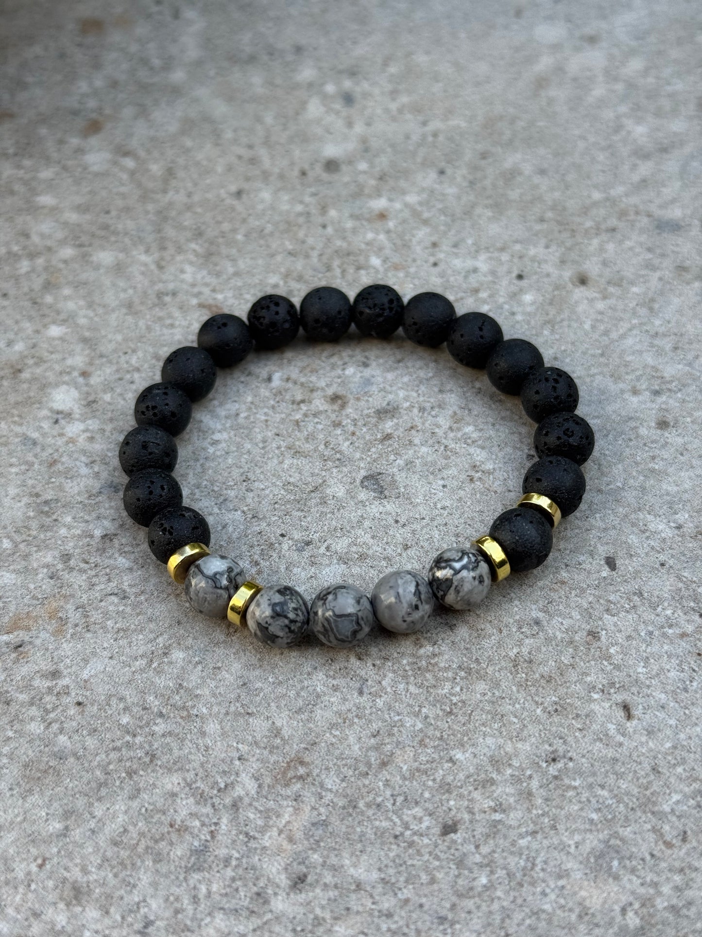 Armbånd svart lava, grå Jasper og gull - inluma