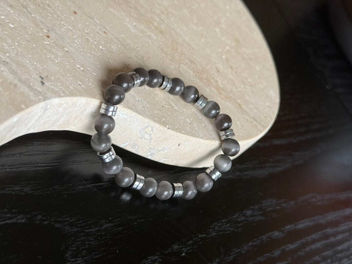 Grå katteøyne og sølvfarget hematitt - inluma