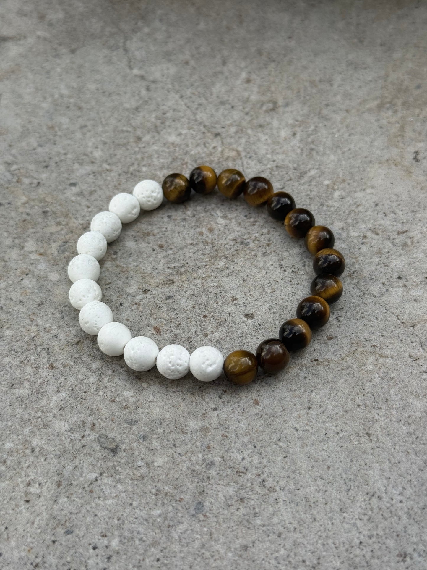 Armbånd tigerøyne og hvit lava - inluma