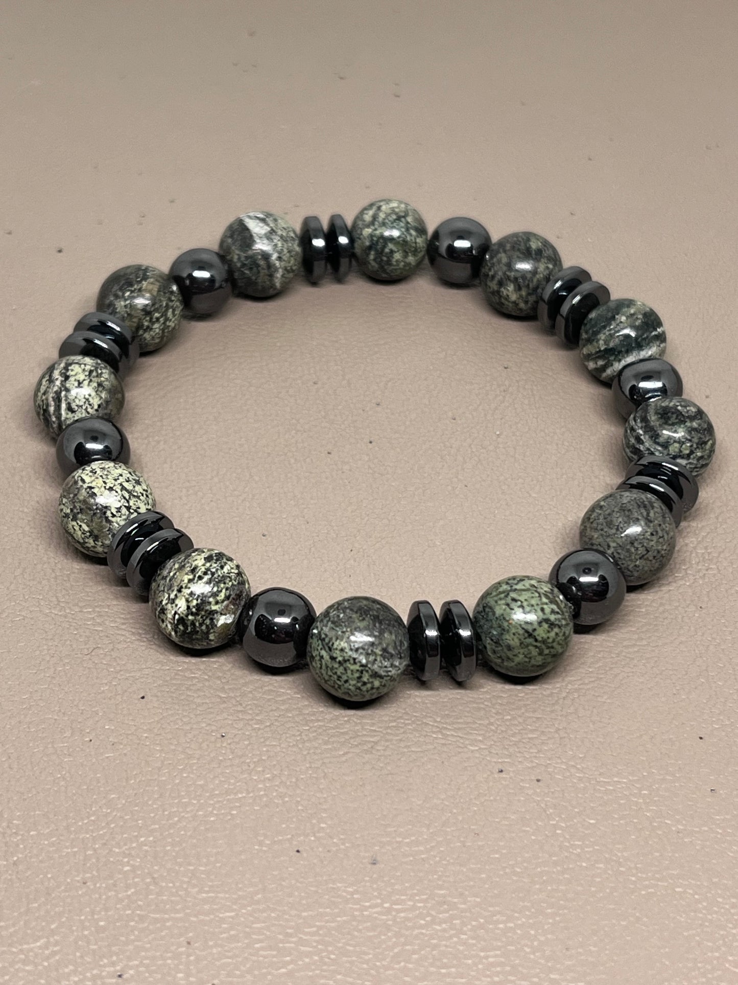 Store grønne jasperperler