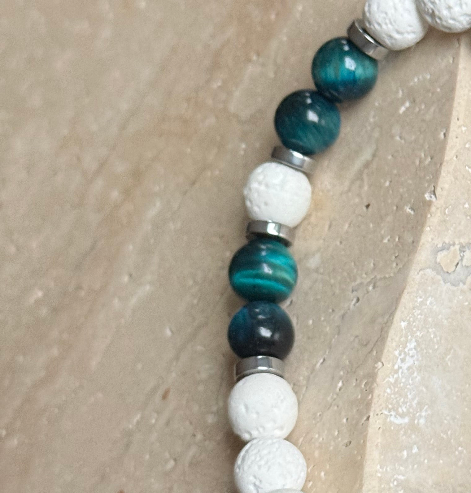 Armbånd Blå tigerøyne hvit lava - inluma