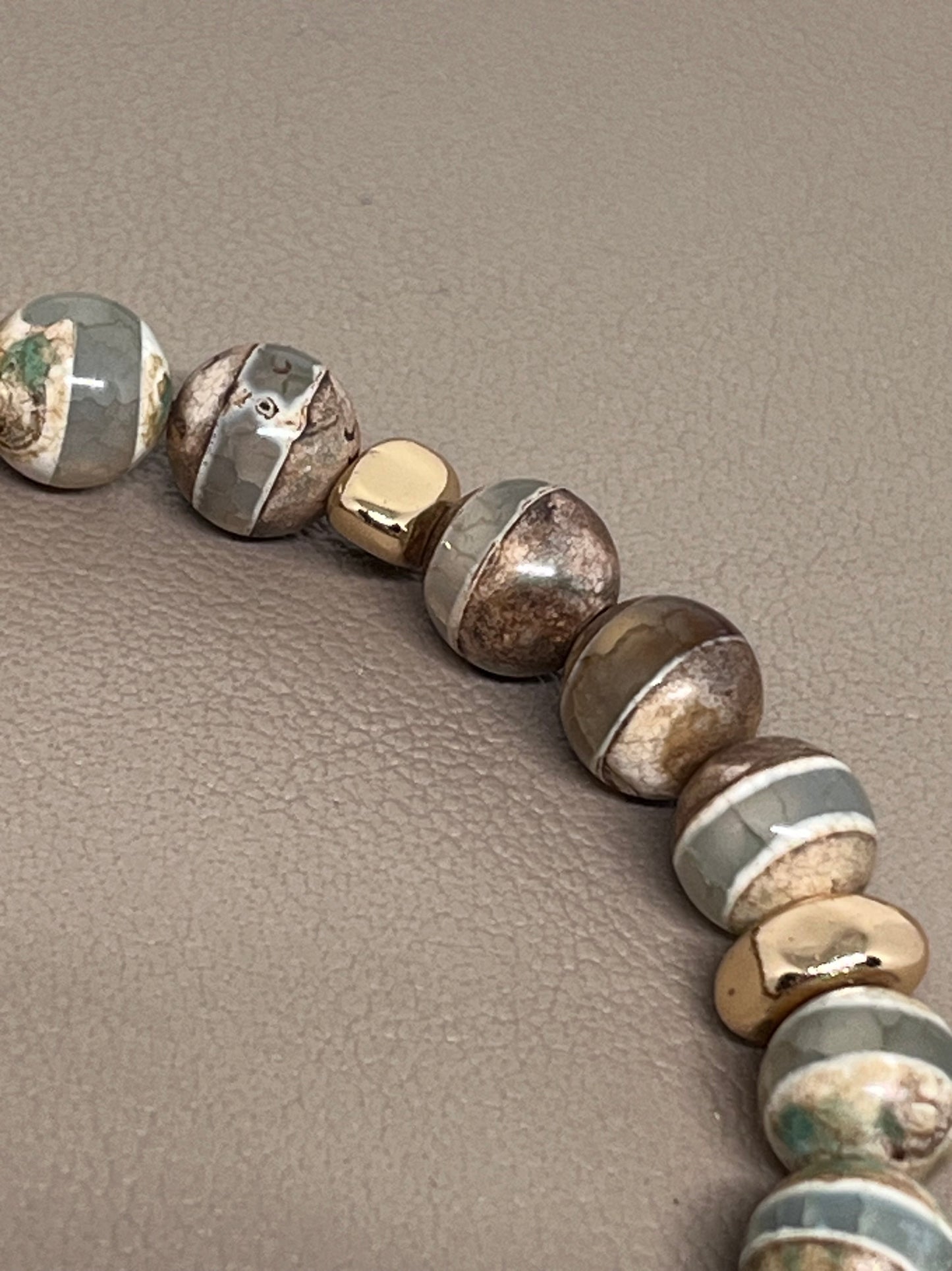 Armbånd Tibetansk DZI og gull