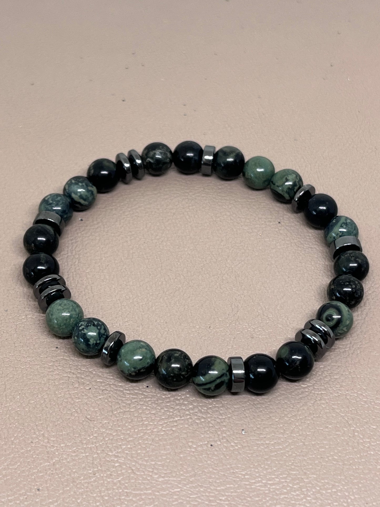 Grønne små rhyolittperler