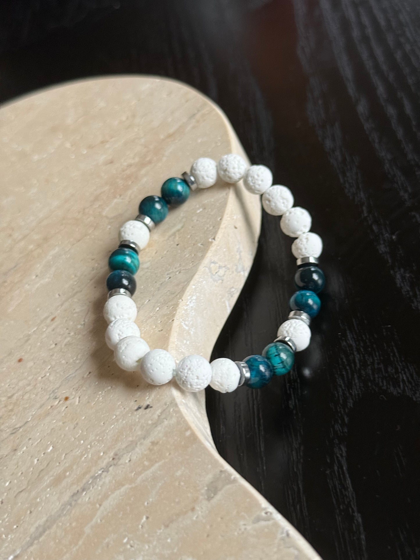 Armbånd Blå tigerøyne hvit lava - inluma